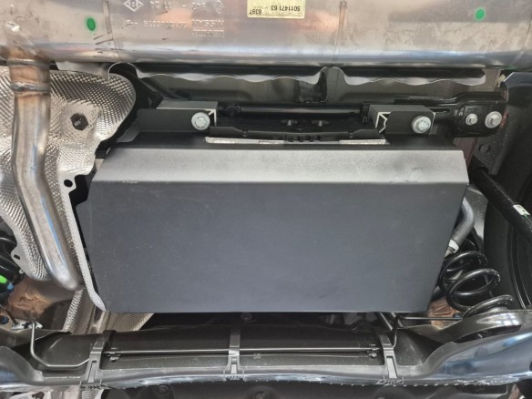 Oceľový kryt Dacii Duster Hybryda (2024-2026)