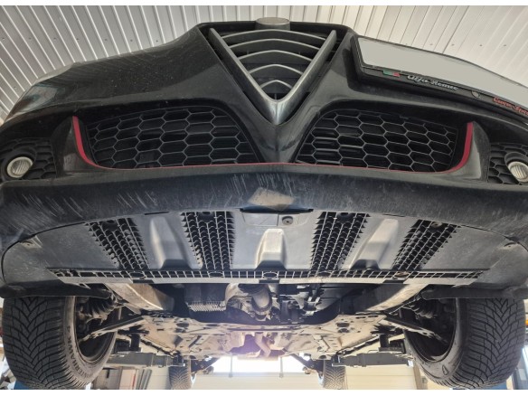 Oceľový kryt motora Alfa Romeo Giulietta (2010-2020)Alfa Romeo Giulietta