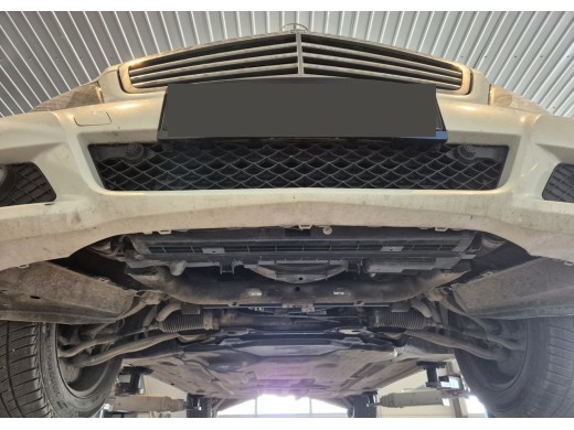 Oceľový kryt motora Mercedes C-Class W204 (2006-2014)Mercedes C-Classe