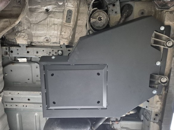 Oceľový kryt nádrže AdBlue Ford Transit Custom (2023-2026)