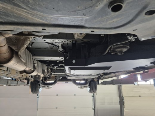 Oceľový kryt nádrže AdBlue Ford Transit Custom (2023-2026)