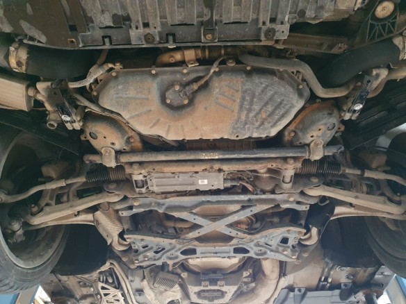 Oceľový kryt prevodovky Audi A8 (2010-2017)Audi A8