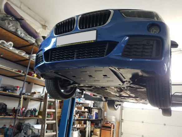 Oceľový kryt motora BMW X1 F48 (2015-2022)BMW X1