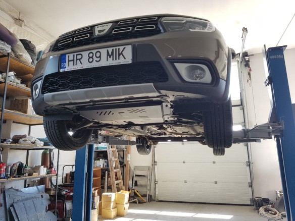 Oceľový kryt motora Dacia Logan 1 (2004-2012)Dacia Logan