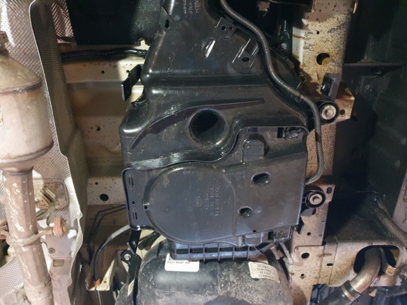 Oceľový kryt AdBlue Ford Transit (2020-2026)