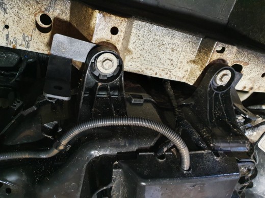 Oceľový kryt AdBlue Ford Transit (2020-2026)