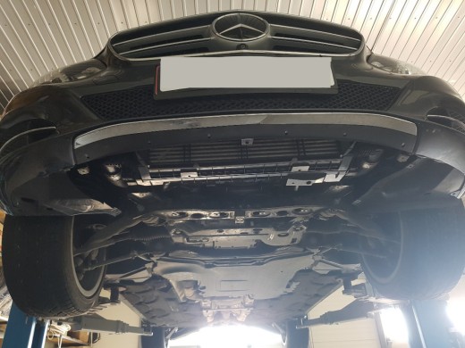 Oceľový kryt motora Mercedes E-Classe W212 - 4x4 (2009-2016)Mercedes E-Classe