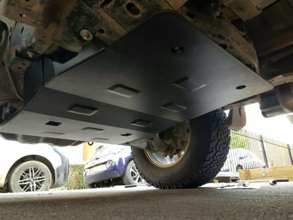 Oceľový kryt motora Mitsubishi L200 (2015-2025)Mitsubishi L200