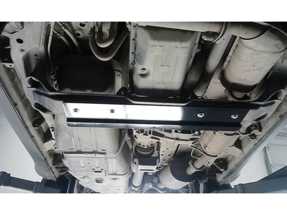 Oceľový kryt prevodovky Mitsubishi Pajero 3 (V60, V70) Vers. 2.0 (1999-2007)Mitsubishi Shogun