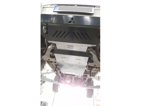 Oceľový kryt prevodovky Mitsubishi Pajero 4 (V80, V90) (2007-2021)Mitsubishi Shogun