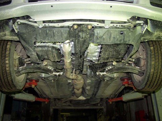 Oceľový kryt motora Nissan Almera Tino (2000-2006)Nissan Almera