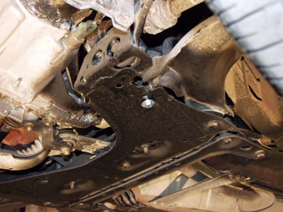 Oceľový kryt motora Nissan Note (2007-2013)Nissan Note