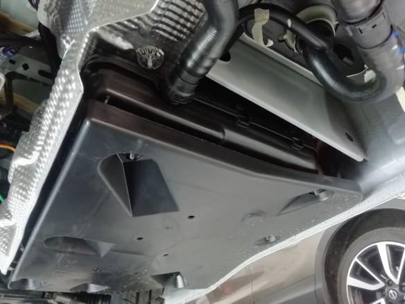 Oceľový kryt AdBlue Renault Master 3 - Model 1 (2016-2021)Renault Master