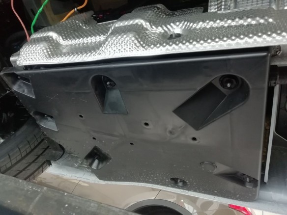 Oceľový kryt AdBlue Renault Master 3 - Model 1 (2016-2021)Renault Master