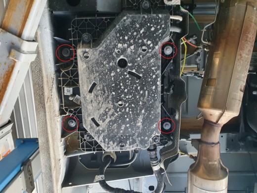 Oceľový kryt AdBlue Renault Master 3 - Model 2 (2016-2021)Renault Master