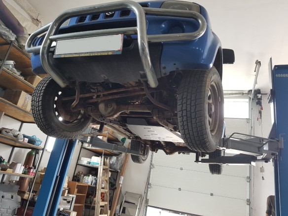 Oceľový kryt prevodovky a reduktora Suzuki Jimny (1998-2018)Suzuki Jimny