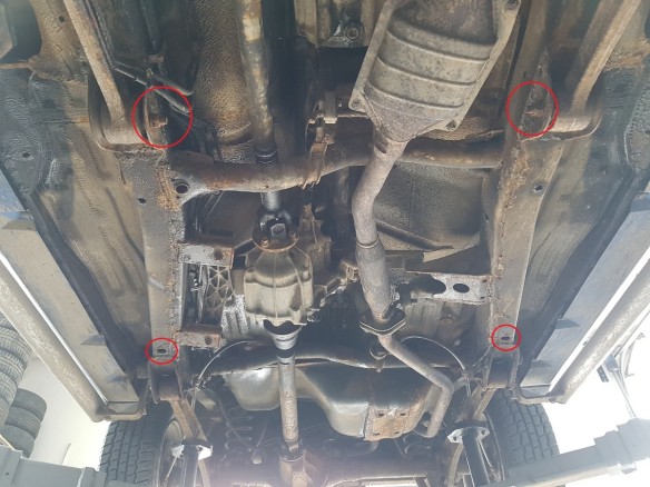 Oceľový kryt prevodovky a reduktora Suzuki Jimny (1998-2018)Suzuki Jimny