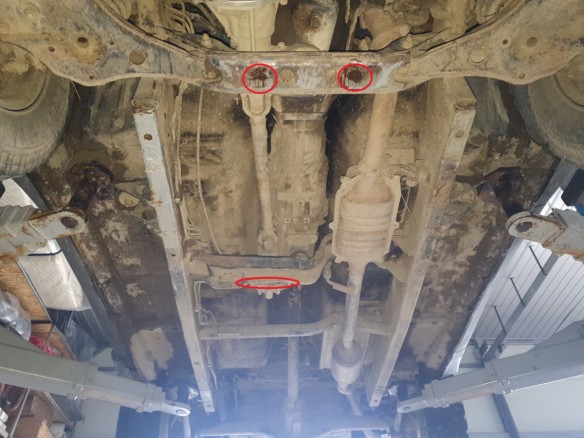 Oceľový kryt prevodovky Suzuki Vitara (1988-1999)Suzuki Vitara