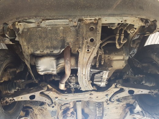 Oceľový kryt motora Toyota RAV 4 (1994-2000)Toyota RAV 4