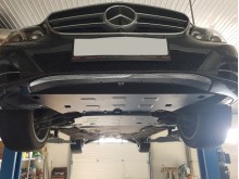 Oceľový kryt motora Mercedes E-Classe W124 (2009-2016)